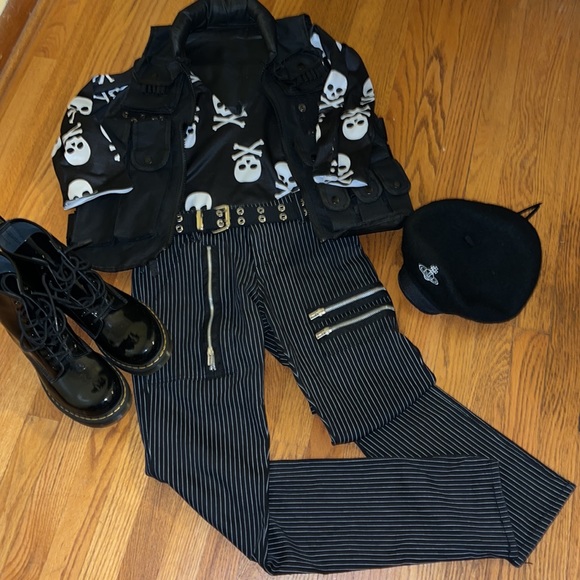 Faux Bullet Proof Molle Vest with Snaps, Clips & Velcro. No working zipper. - Picture 9 of 13